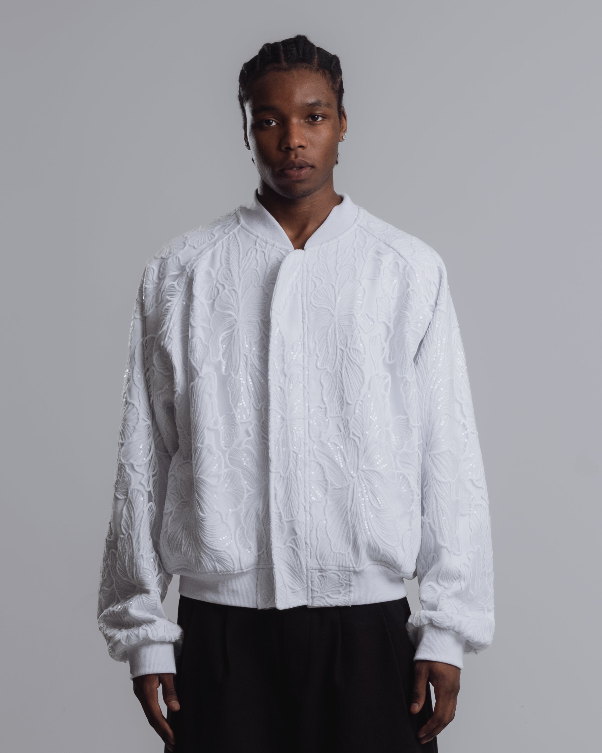 IYE WHITE BOMBER REVERSIBLE (LIMITED PRE-ORDER)